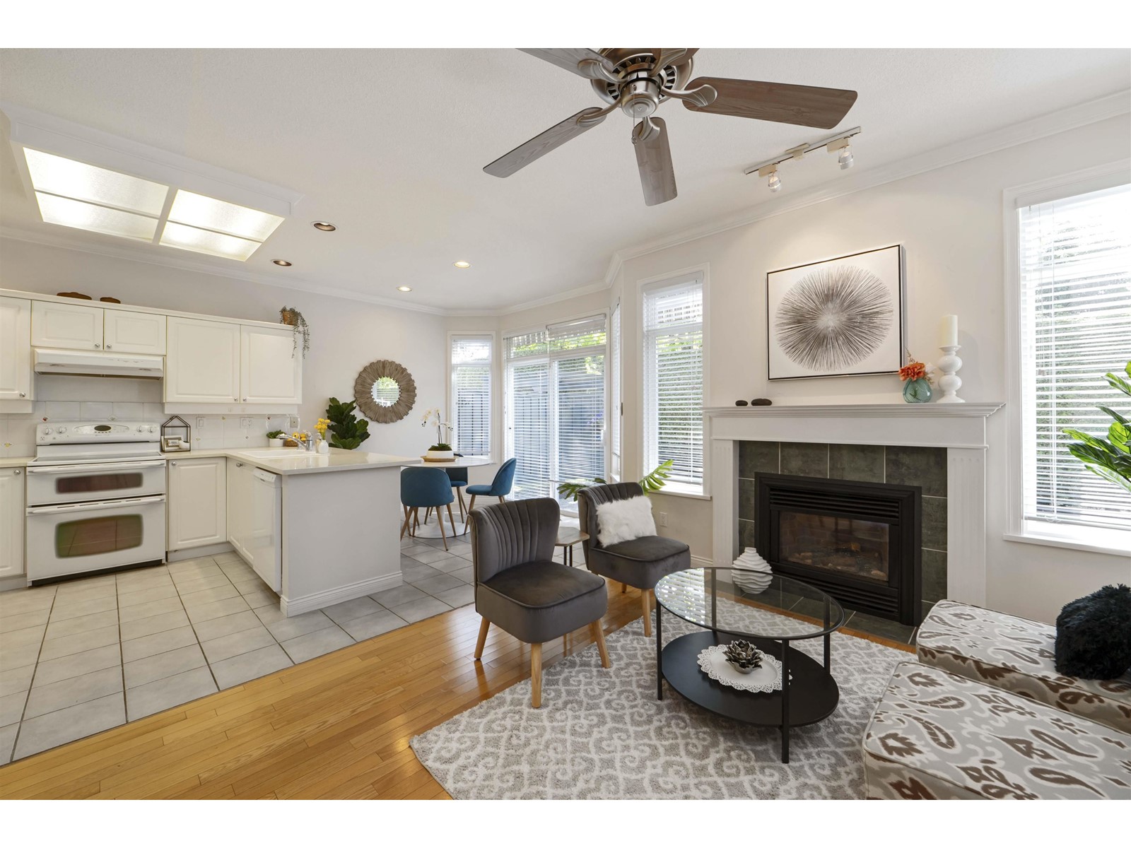 71 14909 32 AVENUE, Surrey real estate listing R2935283 for sale