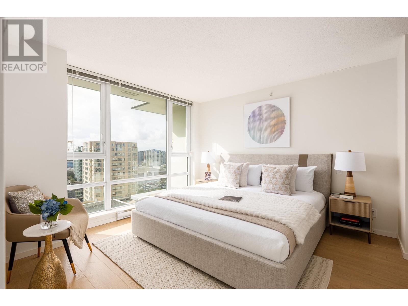 Listing Picture 8 of 33 : 1706 7988 ACKROYD ROAD, Richmond / 烈治文 - 魯藝地產 Yvonne Lu Group - MLS Medallion Club Member