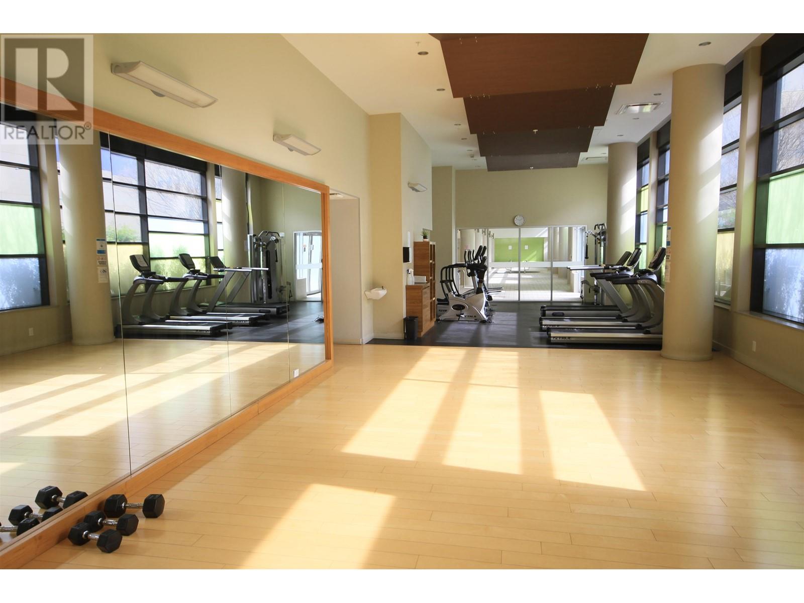 Listing Picture 30 of 33 : 1706 7988 ACKROYD ROAD, Richmond / 烈治文 - 魯藝地產 Yvonne Lu Group - MLS Medallion Club Member