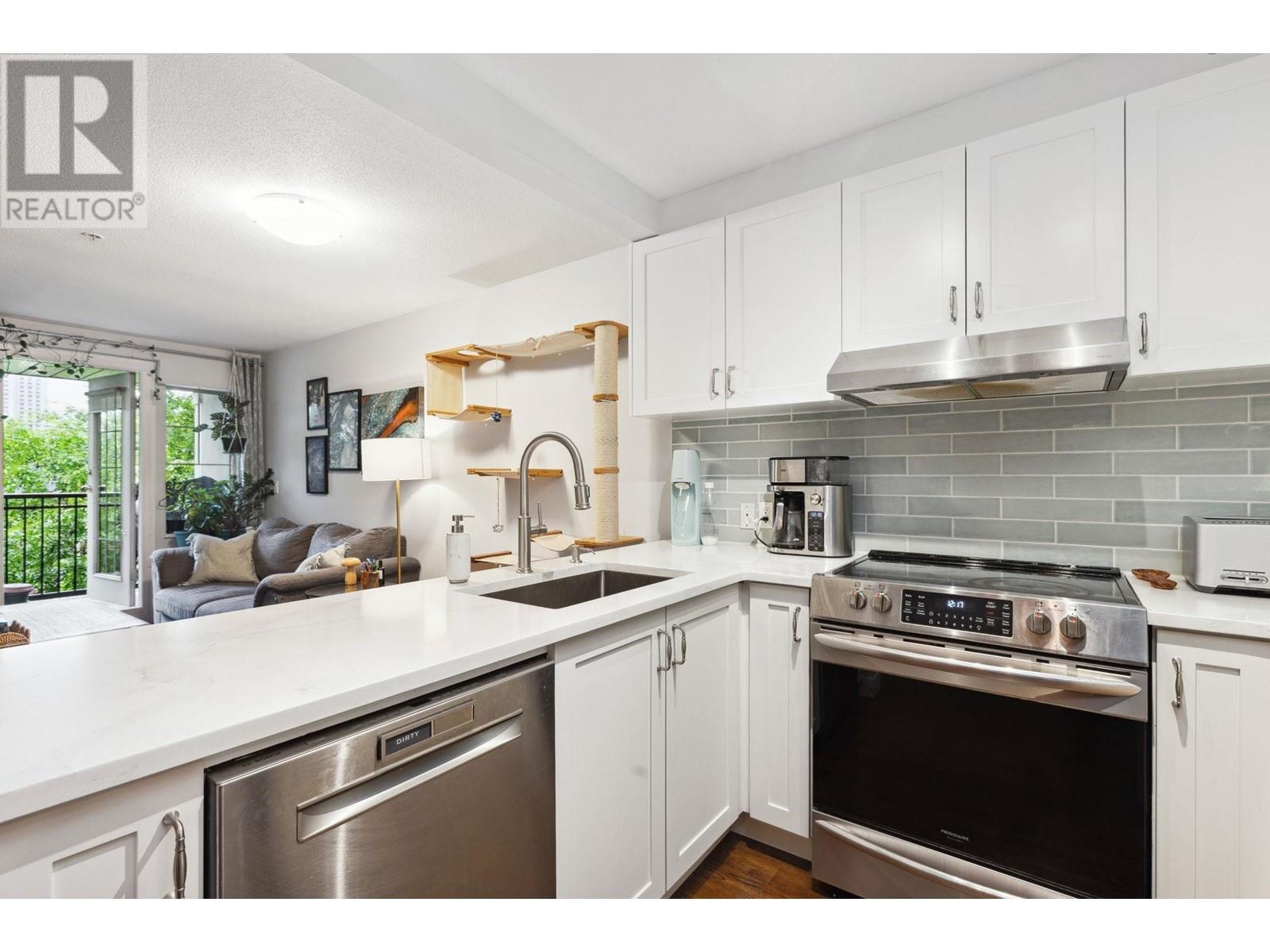 407 929 W 16th Avenue, Vancouver, British Columbia  V5Z 1T3 - Photo 8 - R3010617