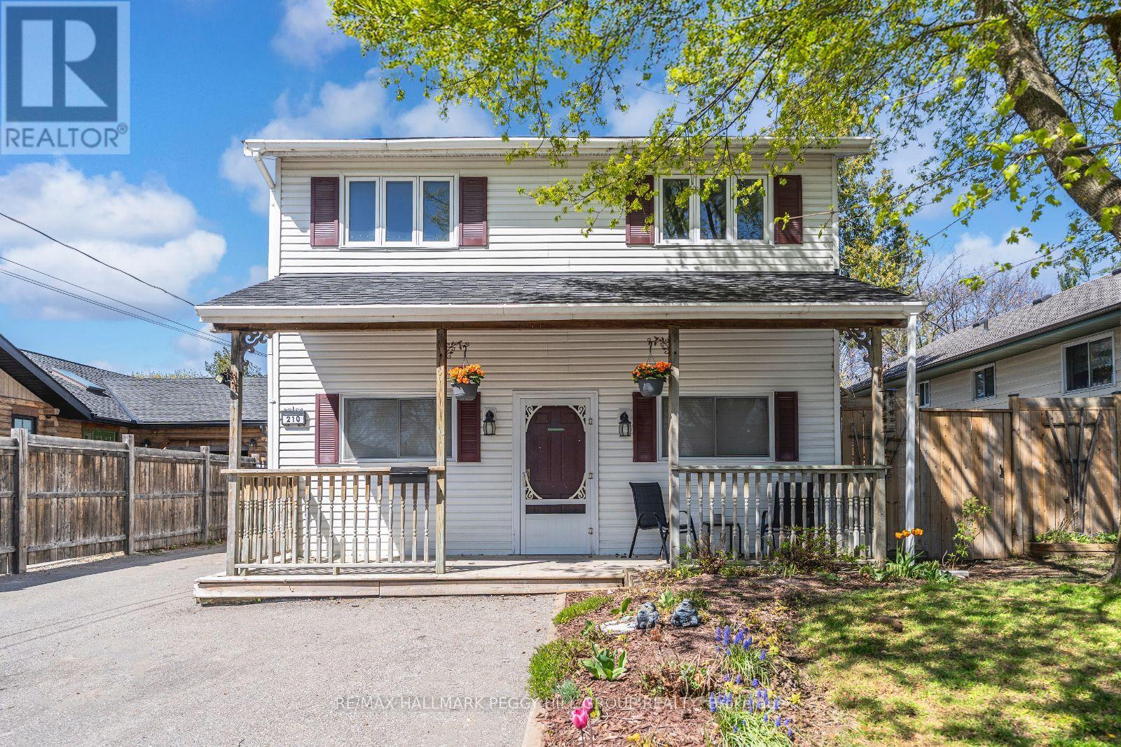 210 Southview Road, Barrie, Ontario  L4N 3X7 - Photo 1 - S12195694