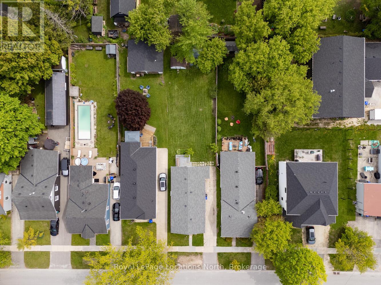 Property at 150 EIGHTH STREET image 5