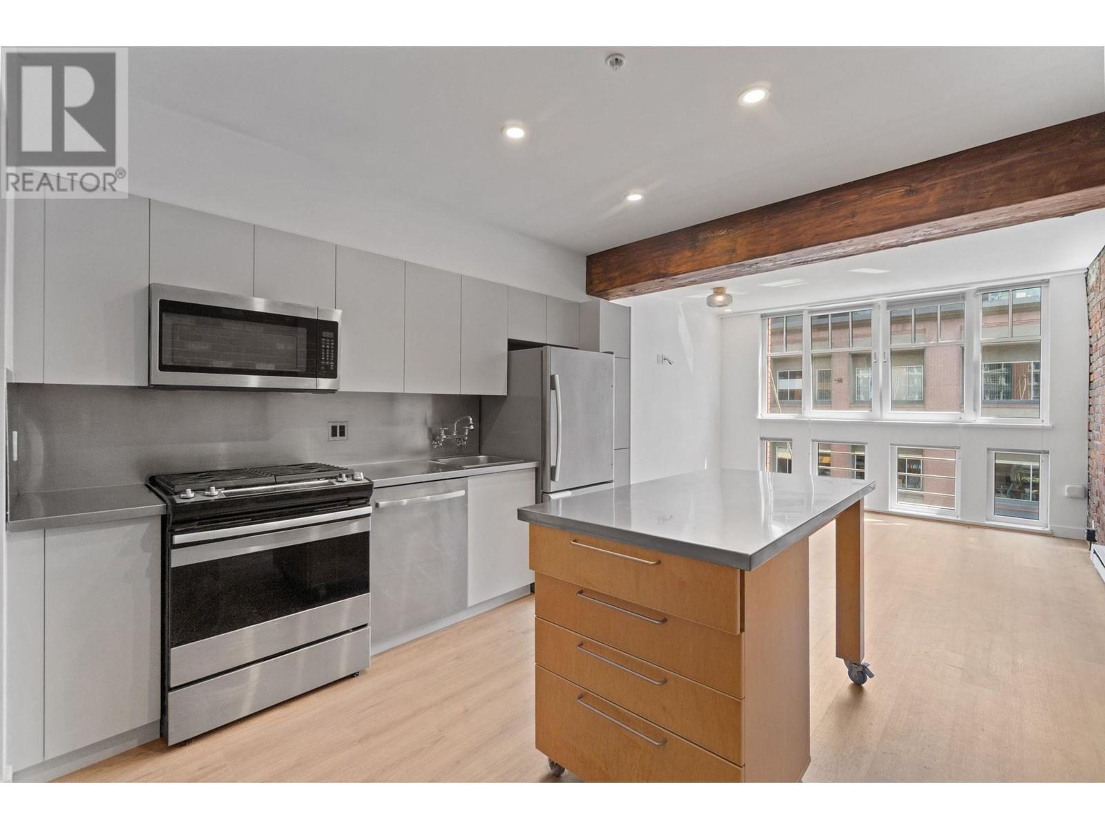 308 1072 Hamilton Street, Vancouver, British Columbia  V6B 2R9 - Photo 1 - R3011190