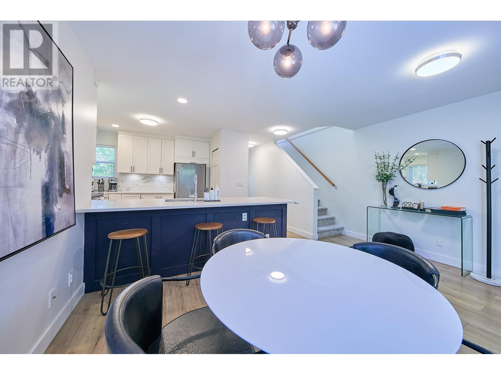 128 Shoreline Circle, Port Moody, British Columbia  V3H 5B3 - Photo 3 - R3011195