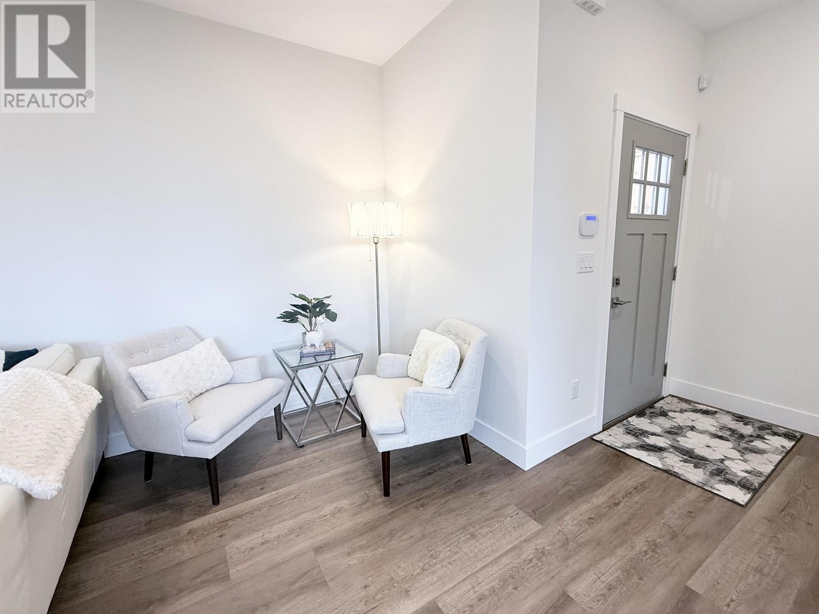 103 361 Marmont Street, Coquitlam, British Columbia  V3K 4R5 - Photo 4 - R3011230