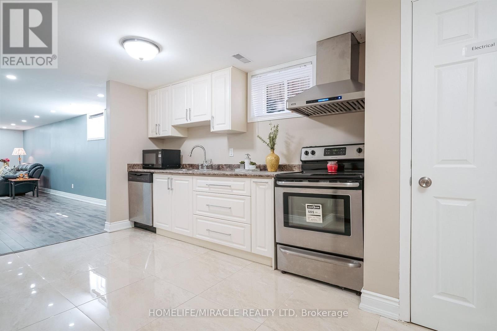 93 Amberjack Boulevard, Toronto, Ontario  M1H 2J6 - Photo 40 - E12177151