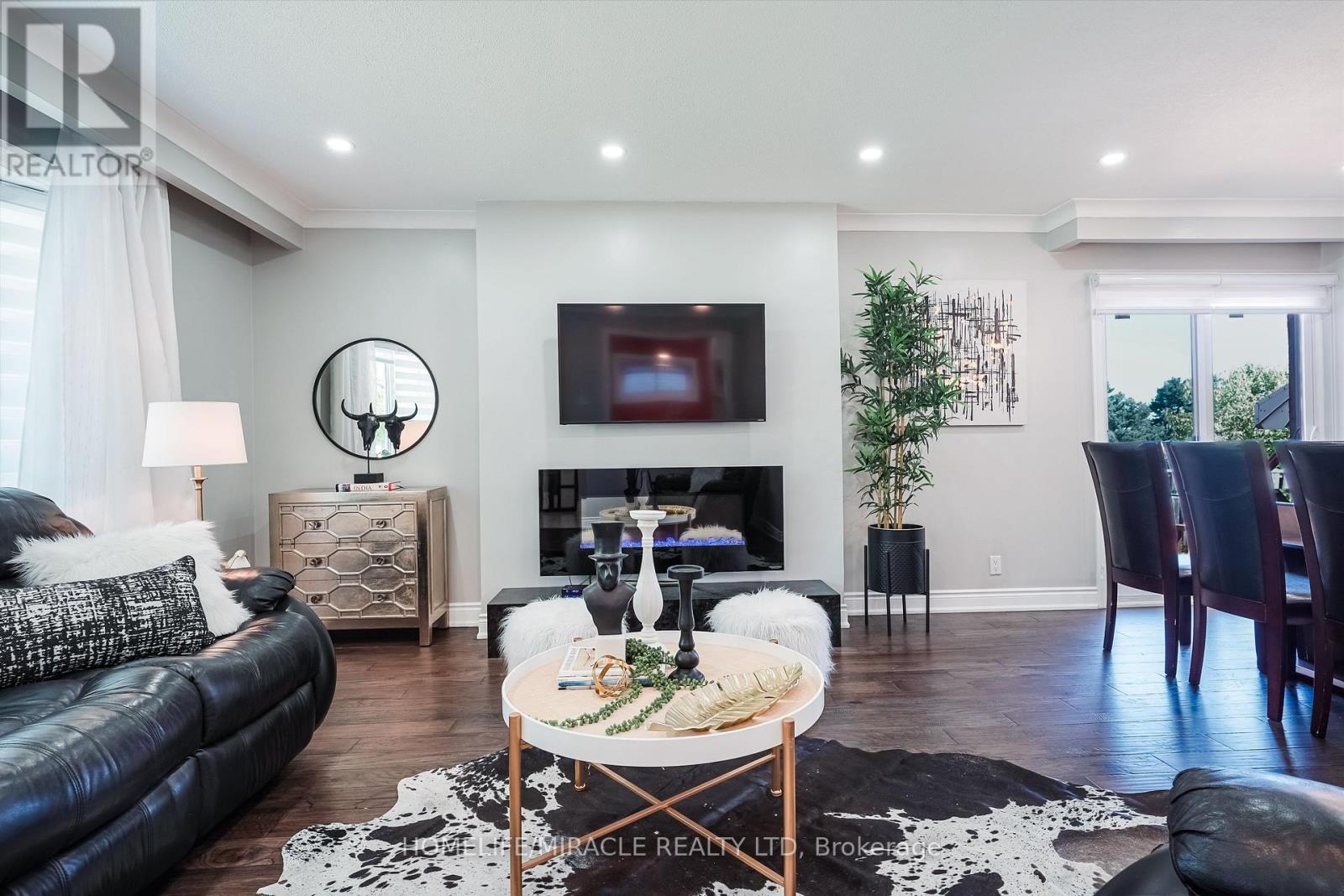 93 Amberjack Boulevard, Toronto, Ontario  M1H 2J6 - Photo 6 - E12177151