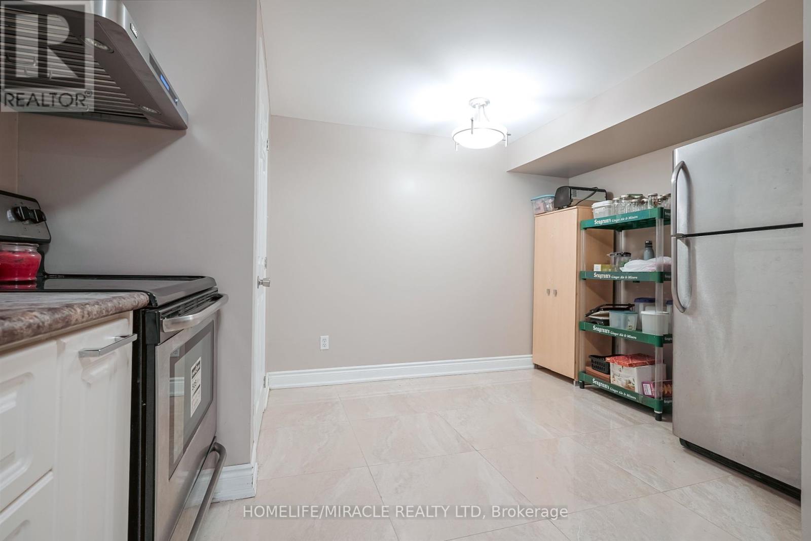 93 Amberjack Boulevard, Toronto, Ontario  M1H 2J6 - Photo 41 - E12177151