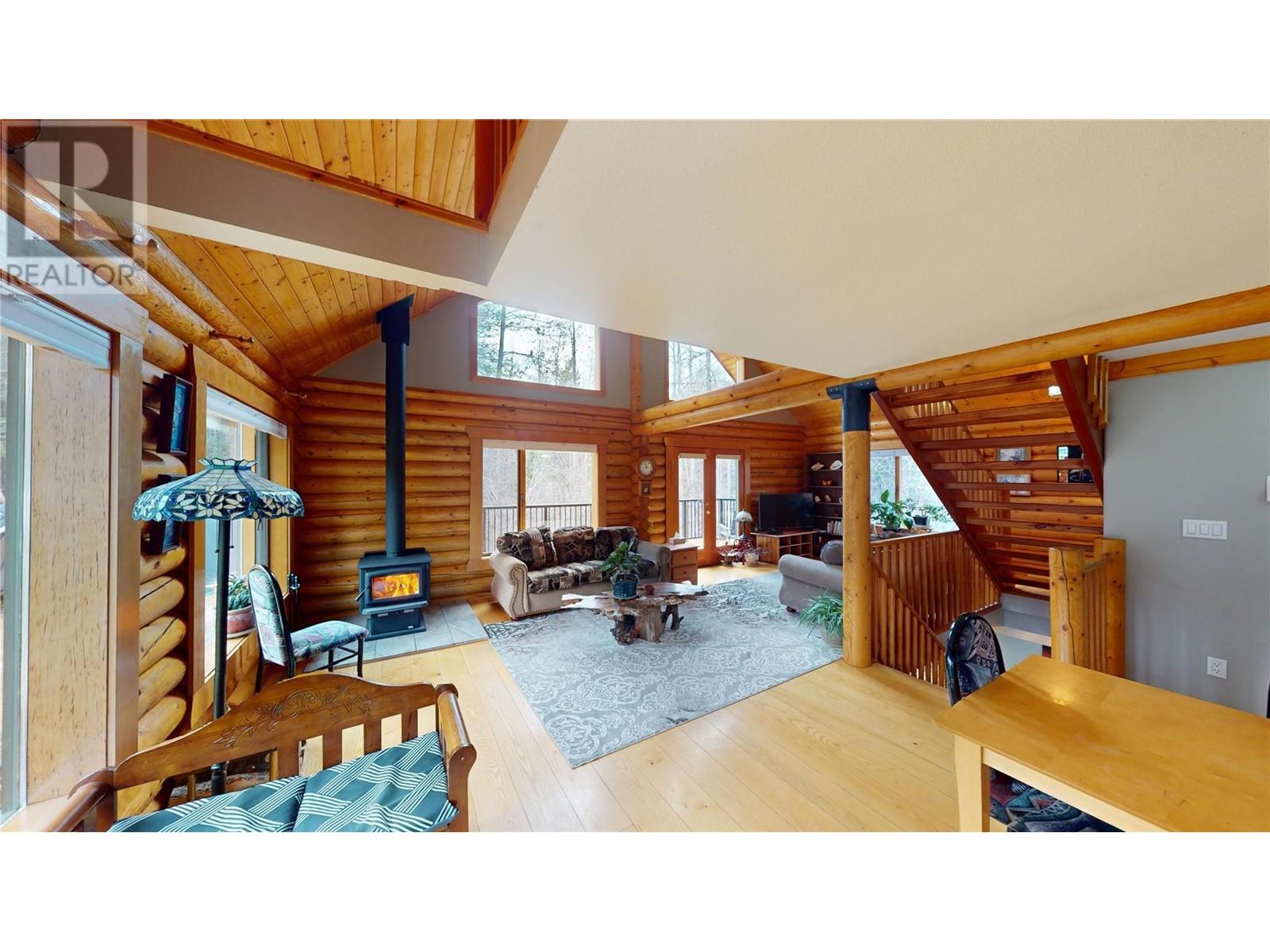 9725 Braunagel Road, Moyie, British Columbia  V0B 2A0 - Photo 17 - 10346091