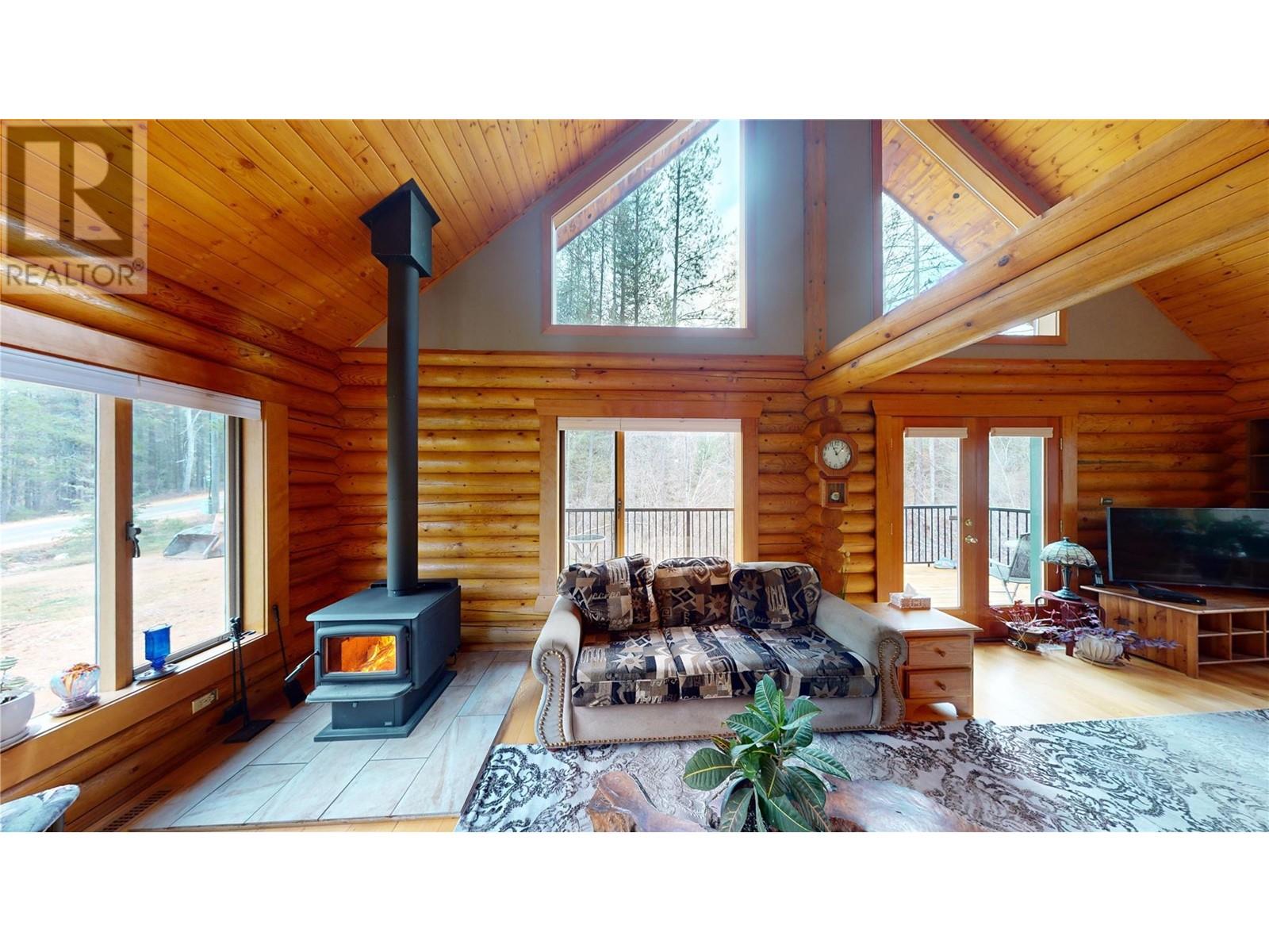 9725 Braunagel Road, Moyie, British Columbia  V0B 2A0 - Photo 20 - 10346091