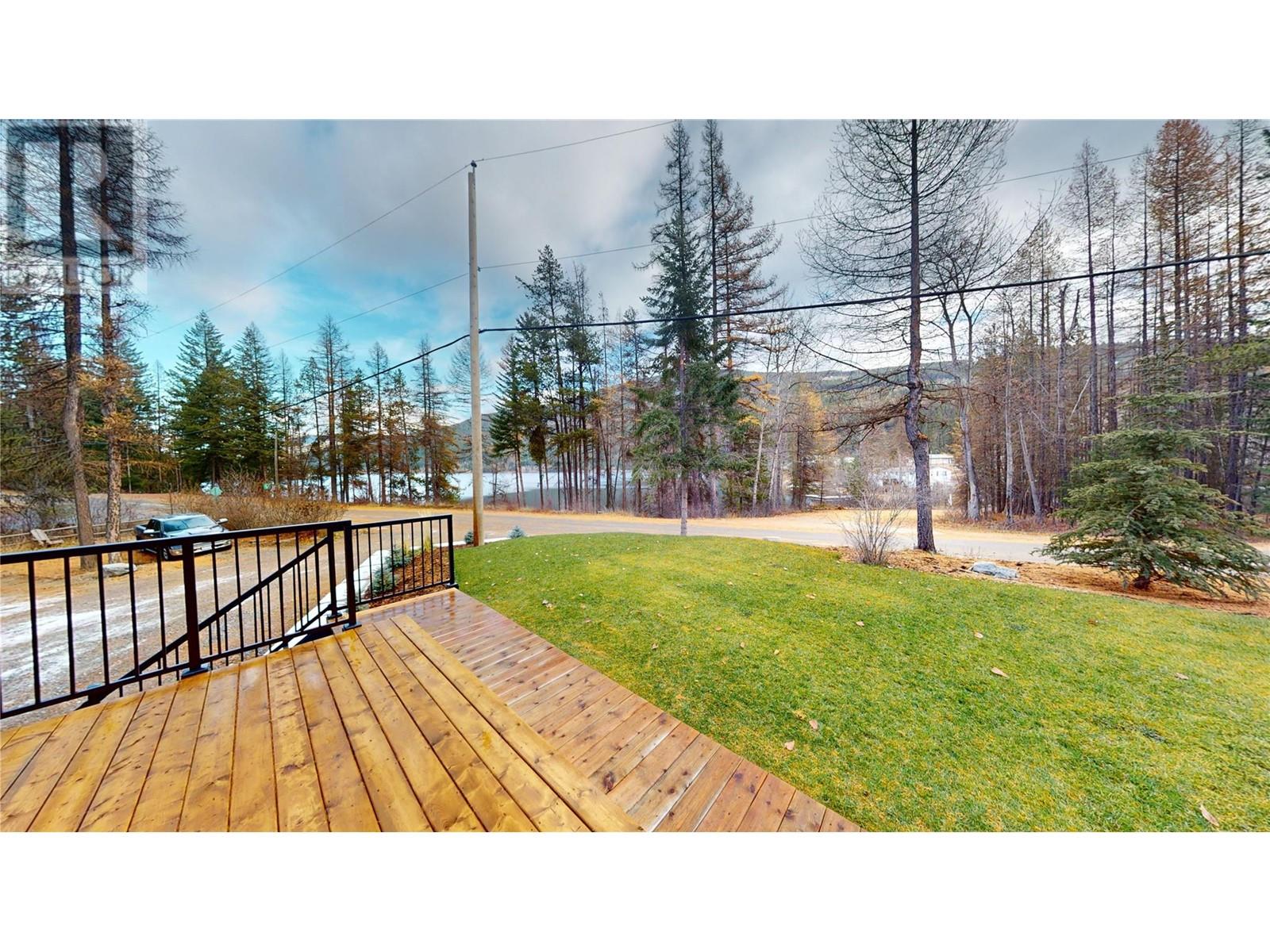 9725 Braunagel Road, Moyie, British Columbia  V0B 2A0 - Photo 12 - 10346091