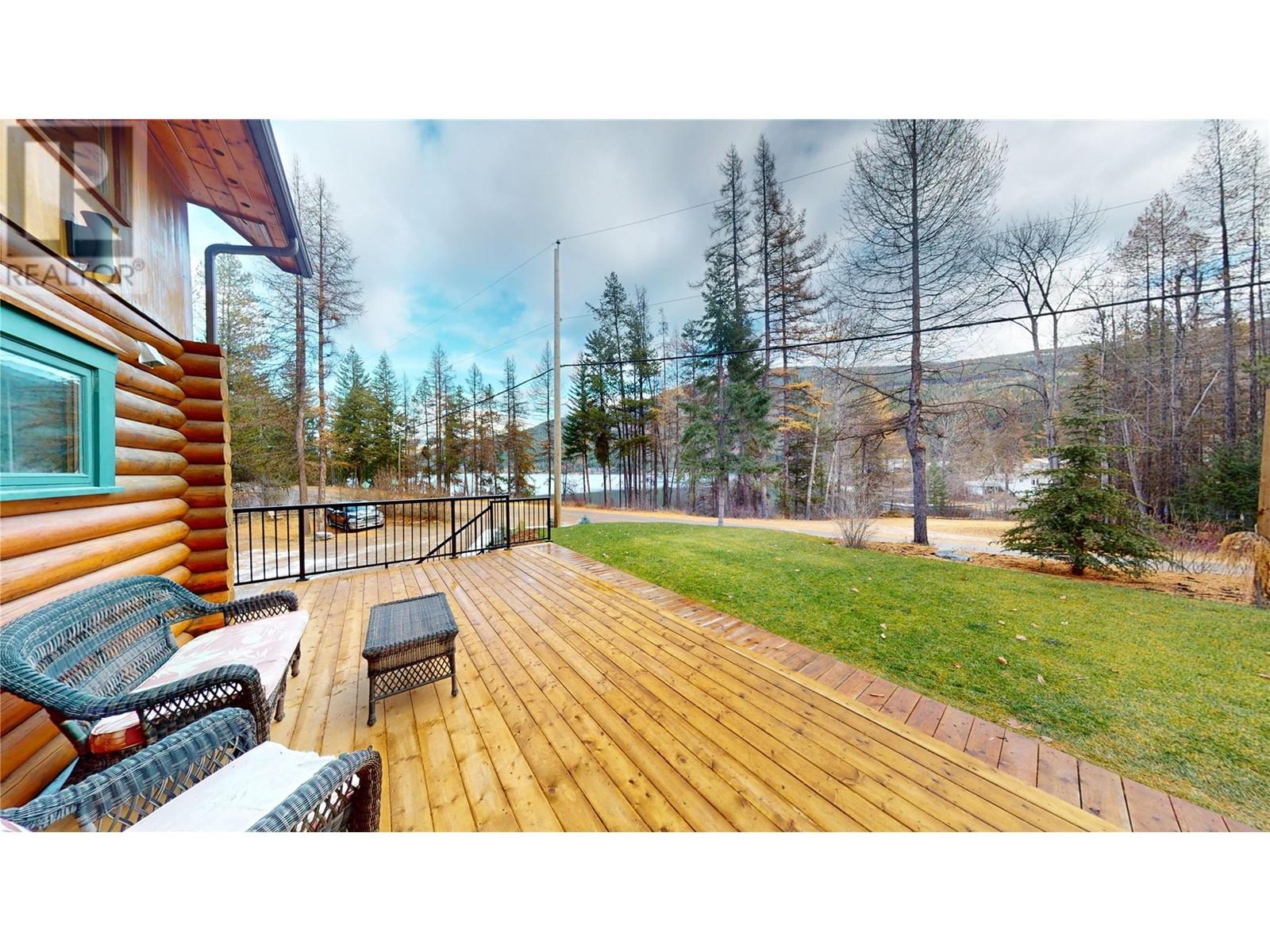 9725 Braunagel Road, Moyie, British Columbia  V0B 2A0 - Photo 11 - 10346091