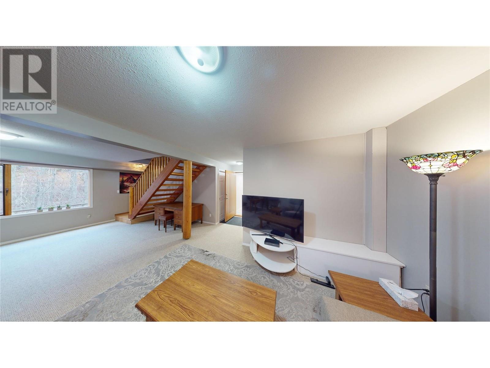 9725 Braunagel Road, Moyie, British Columbia  V0B 2A0 - Photo 60 - 10346091