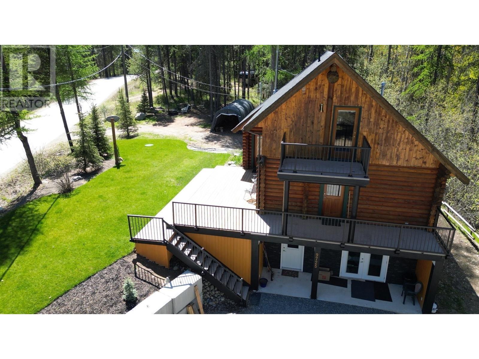 9725 Braunagel Road, Moyie, British Columbia  V0B 2A0 - Photo 2 - 10346091