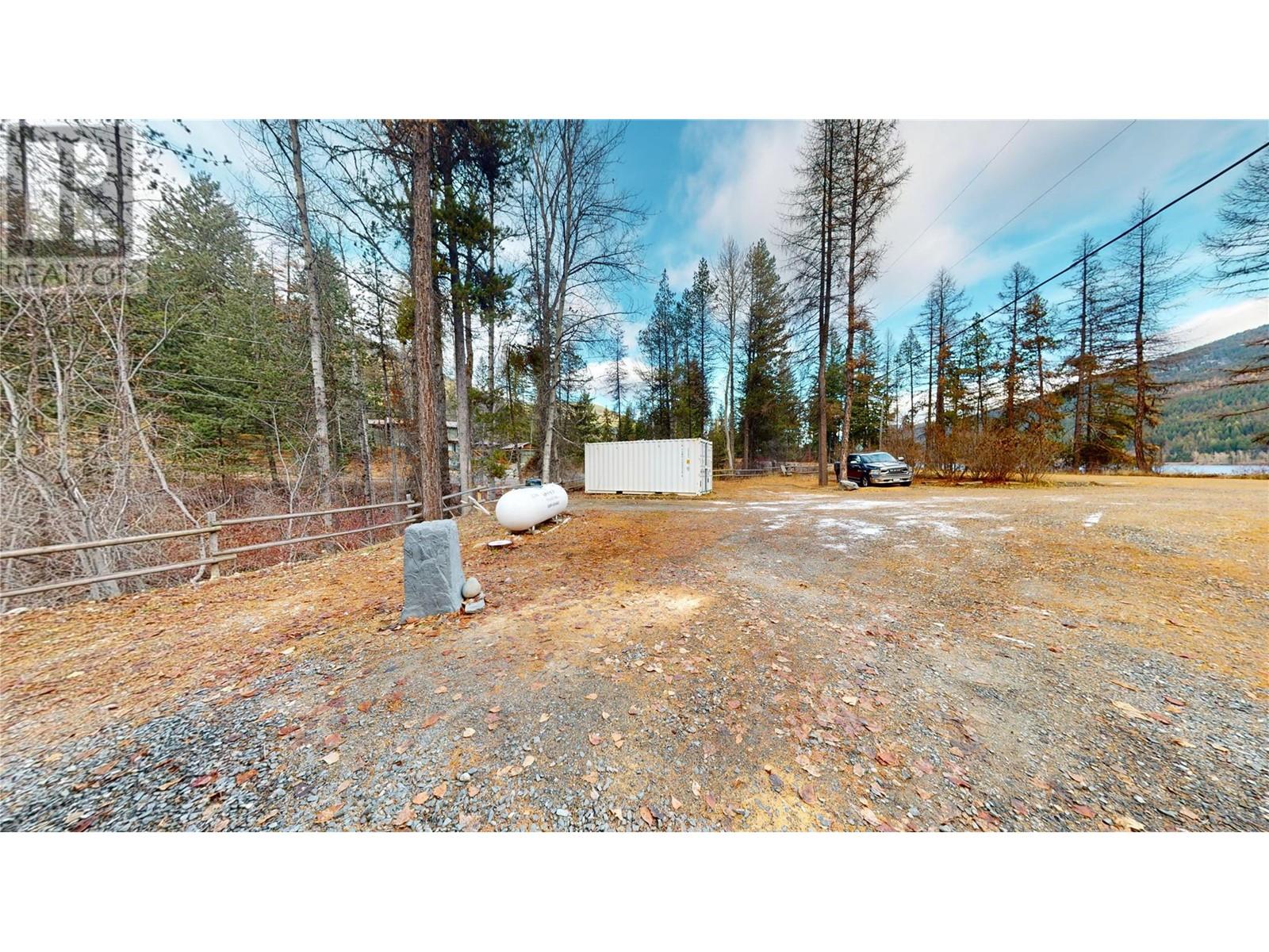 9725 Braunagel Road, Moyie, British Columbia  V0B 2A0 - Photo 75 - 10346091