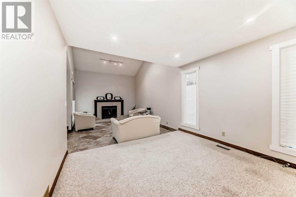 2926 Parkdale Boulevard Nw, Calgary, Alberta  T2N 3S9 - Photo 11 - A2224090