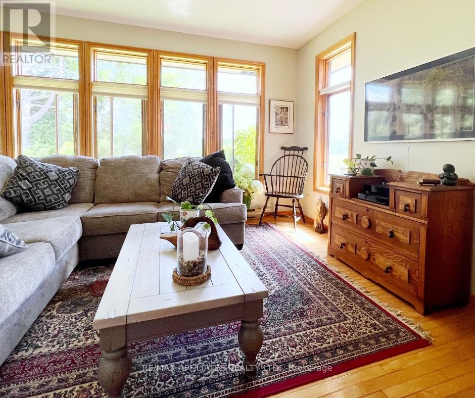 244 Sunset Drive, Drummond/north Elmsley, Ontario  K7H 3C7 - Photo 15 - X12188652