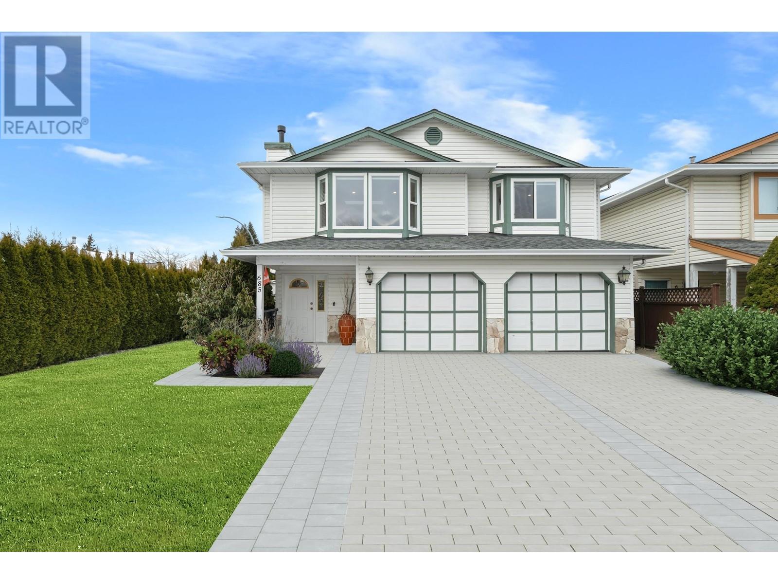 685 Pender Place, Port Coquitlam, British Columbia  V3B 7M2 - Photo 1 - R3011177