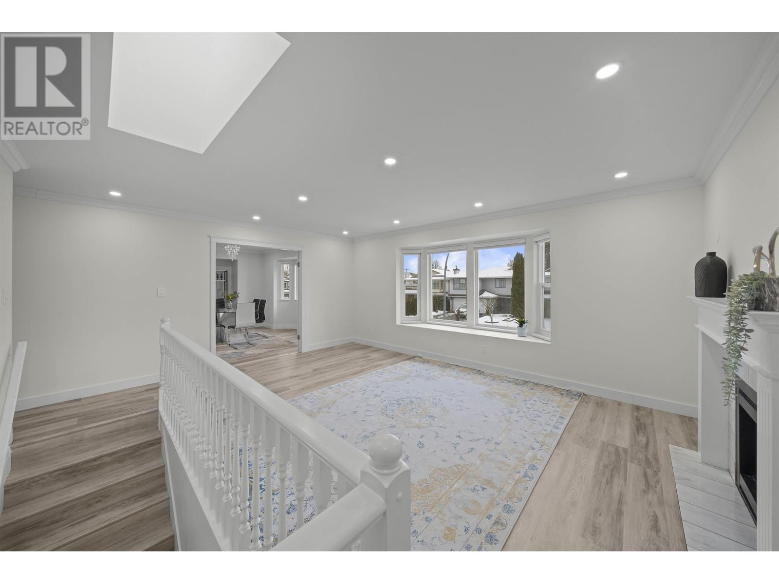 685 Pender Place, Port Coquitlam, British Columbia  V3B 7M2 - Photo 4 - R3011177
