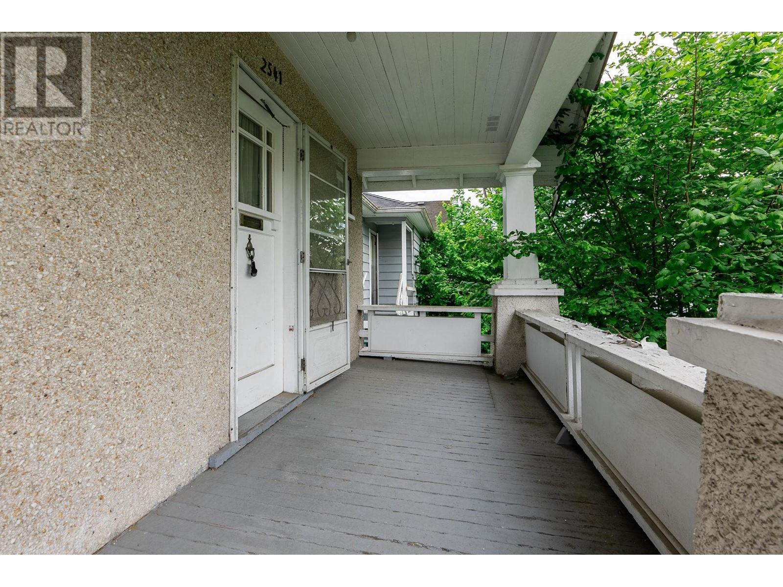 2541 E 2nd Avenue, Vancouver, British Columbia  V5M 1C7 - Photo 2 - R3011214