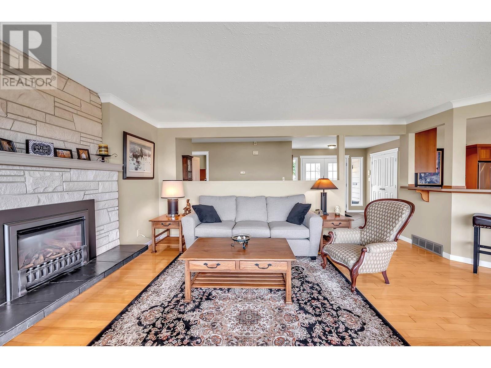 218 Bestwick Drive, Kamloops, British Columbia  V2C 1M9 - Photo 7 - 10350665