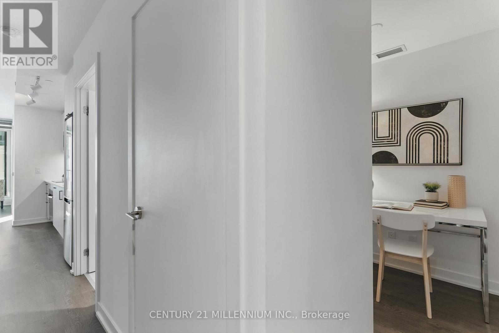 3011 - 1926 Lake Shore Boulevard W, Toronto, Ontario  M6S 0B1 - Photo 12 - W12139403
