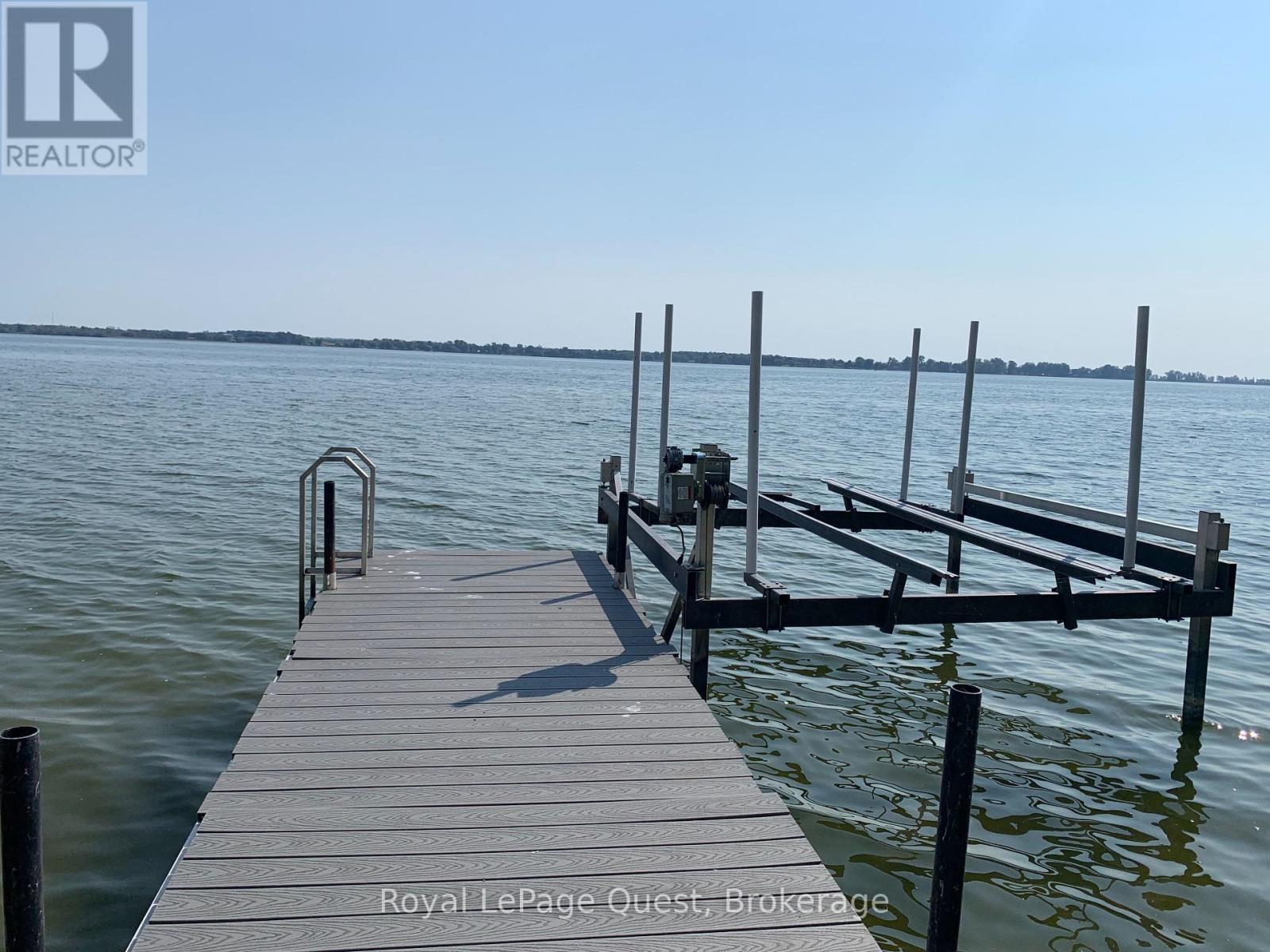476 Hiscock Shores Road, Prince Edward County, Ontario  K0K 1L0 - Photo 6 - X12195765