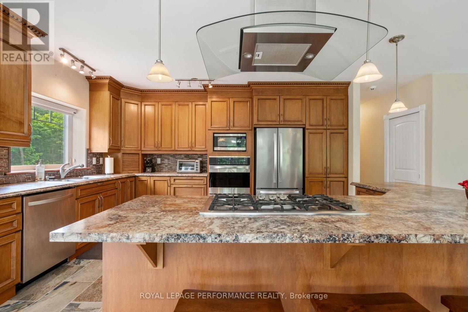 18780 Beaverbrook Road, South Glengarry, Ontario  K0C 1S0 - Photo 9 - X12193981