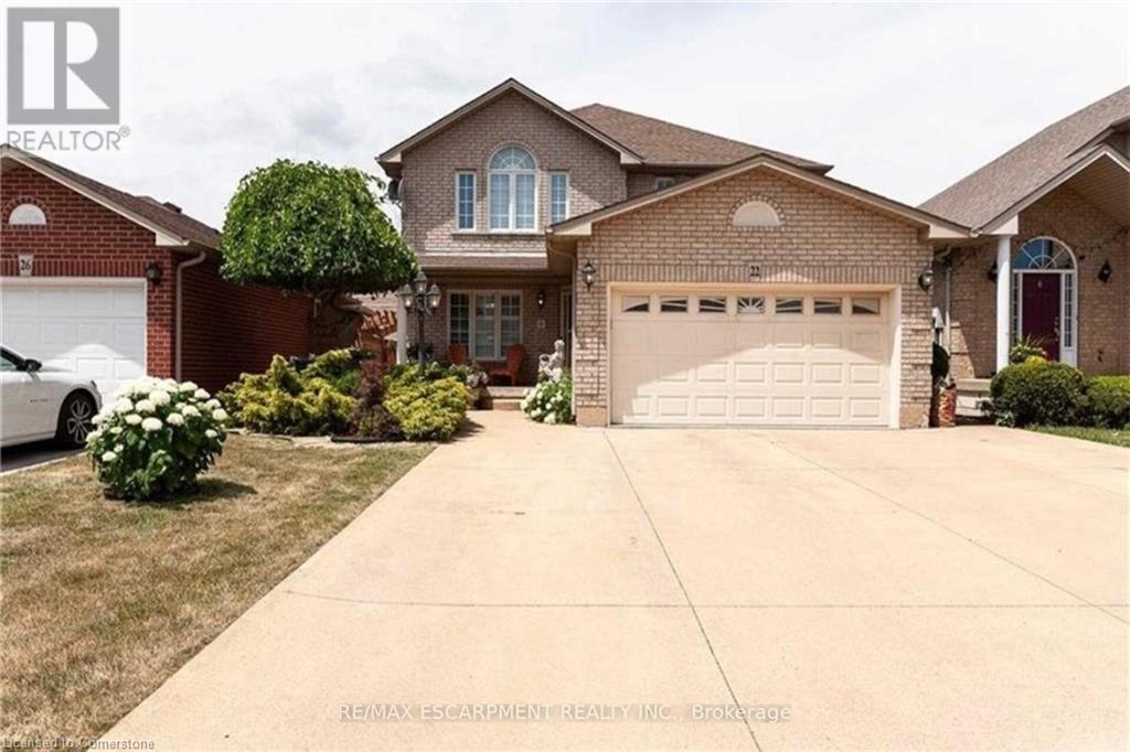22 Timothy Place, Hamilton, Ontario  L9A 5K3 - Photo 2 - 40733857