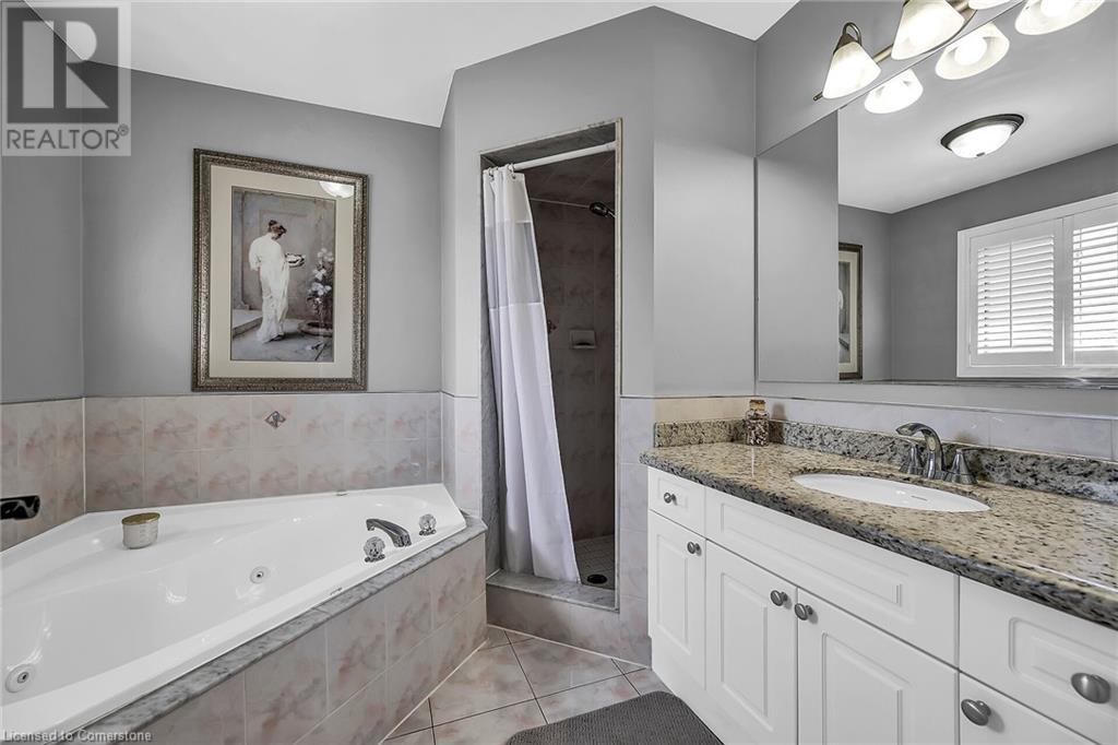 22 Timothy Place, Hamilton, Ontario  L9A 5K3 - Photo 25 - 40733857