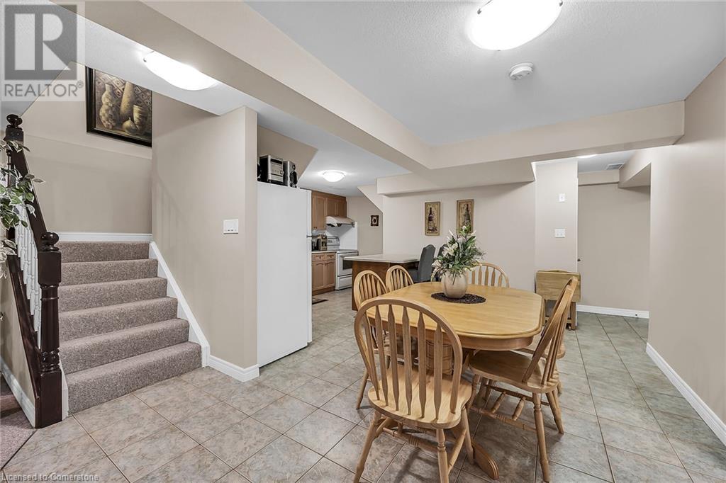 22 Timothy Place, Hamilton, Ontario  L9A 5K3 - Photo 37 - 40733857
