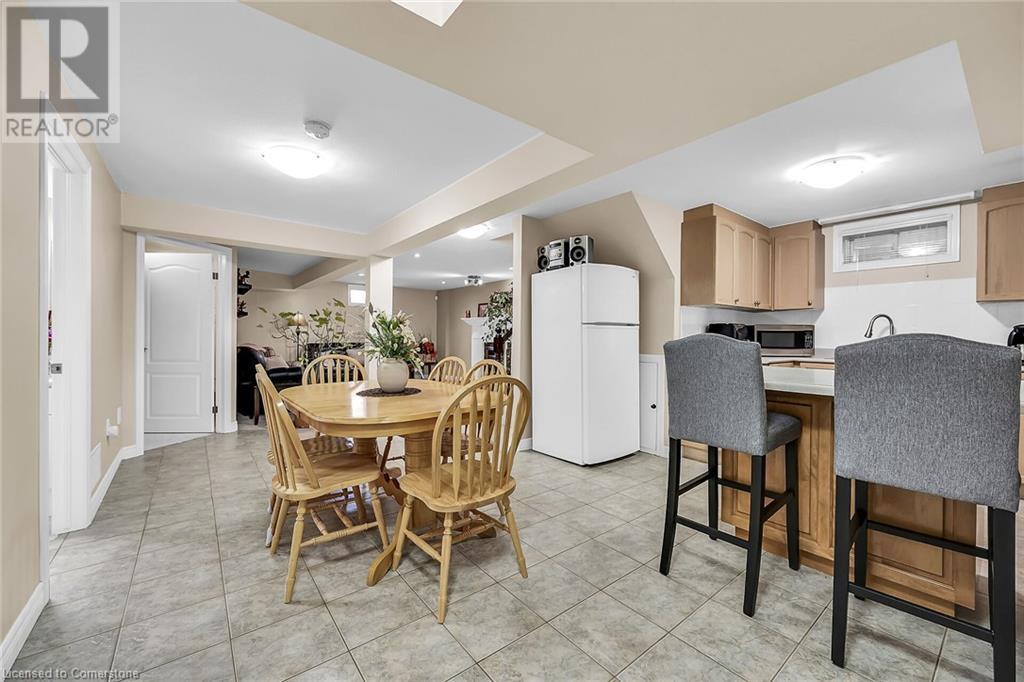 22 Timothy Place, Hamilton, Ontario  L9A 5K3 - Photo 41 - 40733857