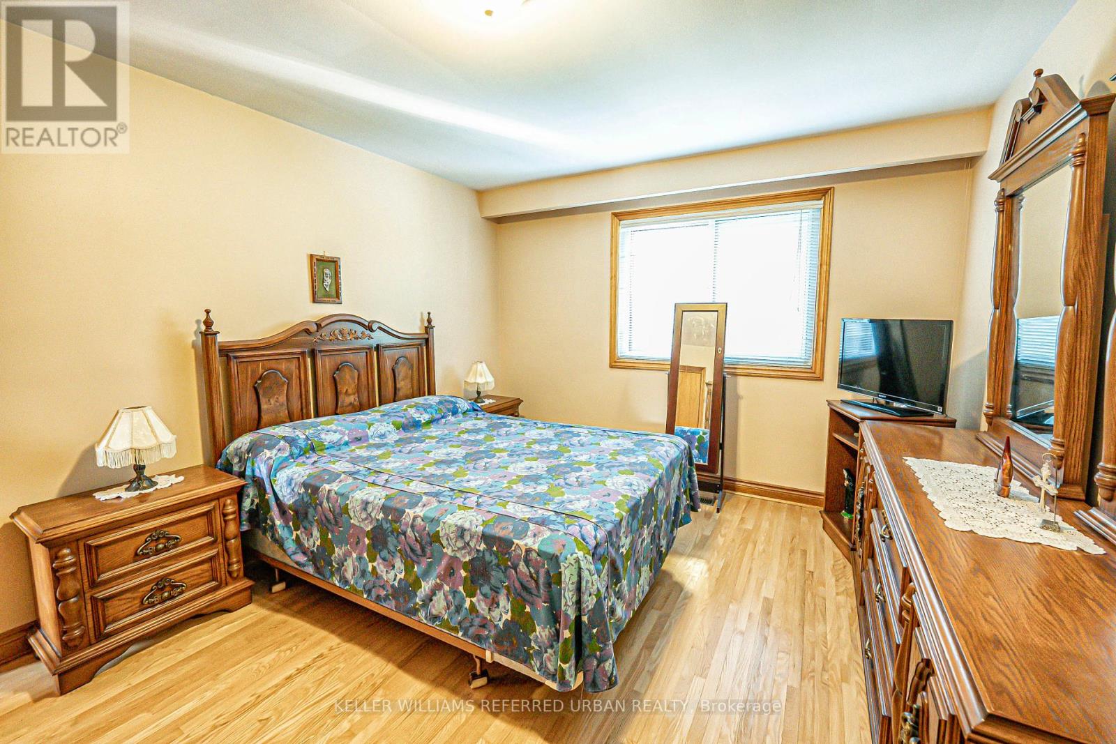55 Chiswick Avenue, Toronto, Ontario  M6M 4V1 - Photo 23 - W12195568