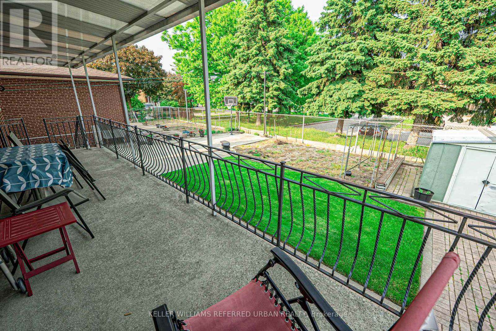 55 Chiswick Avenue, Toronto, Ontario  M6M 4V1 - Photo 37 - W12195568