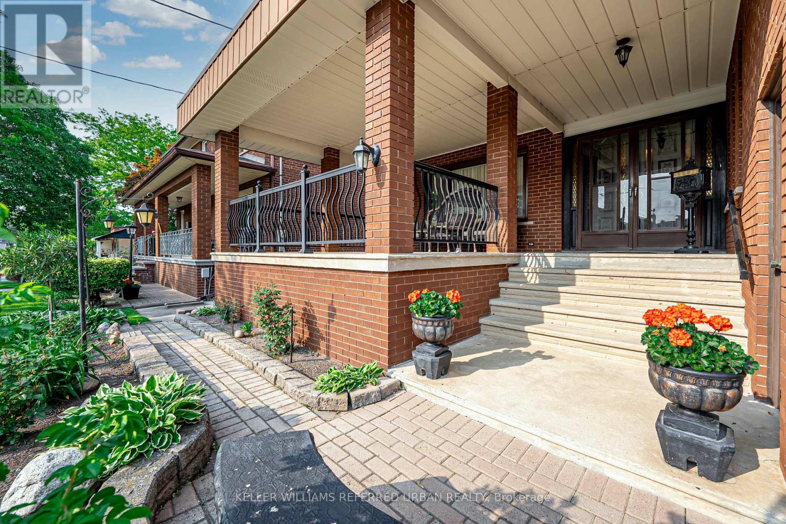 55 Chiswick Avenue, Toronto, Ontario  M6M 4V1 - Photo 4 - W12195568
