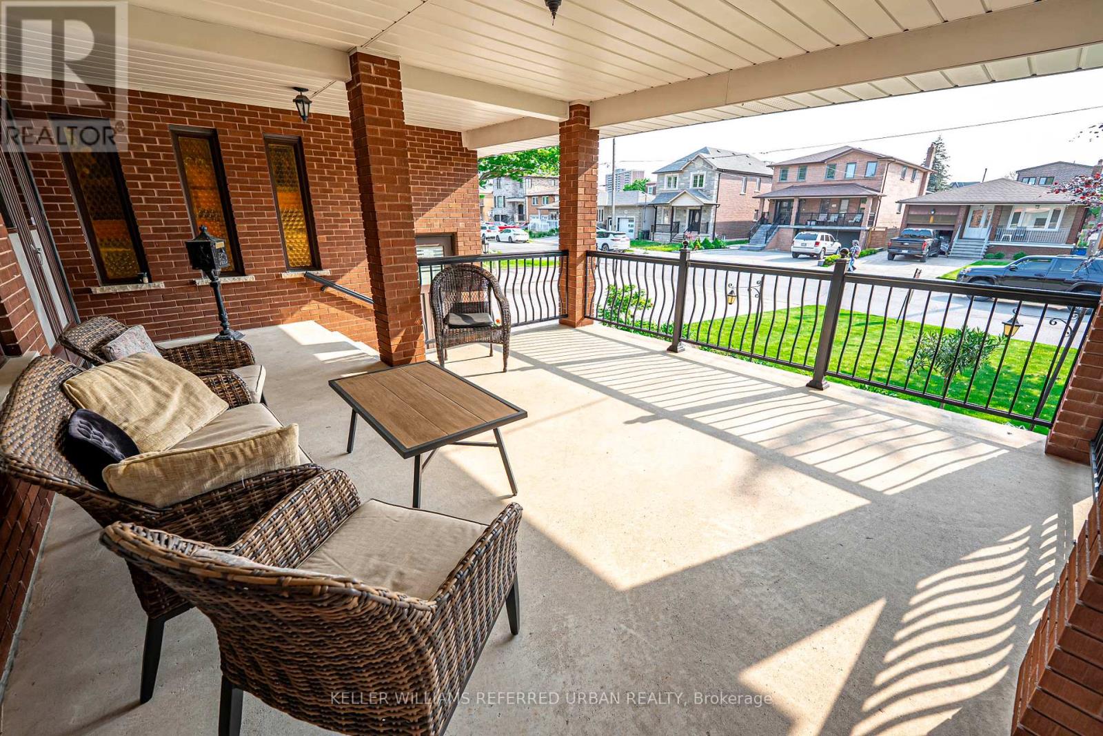 55 Chiswick Avenue, Toronto, Ontario  M6M 4V1 - Photo 5 - W12195568