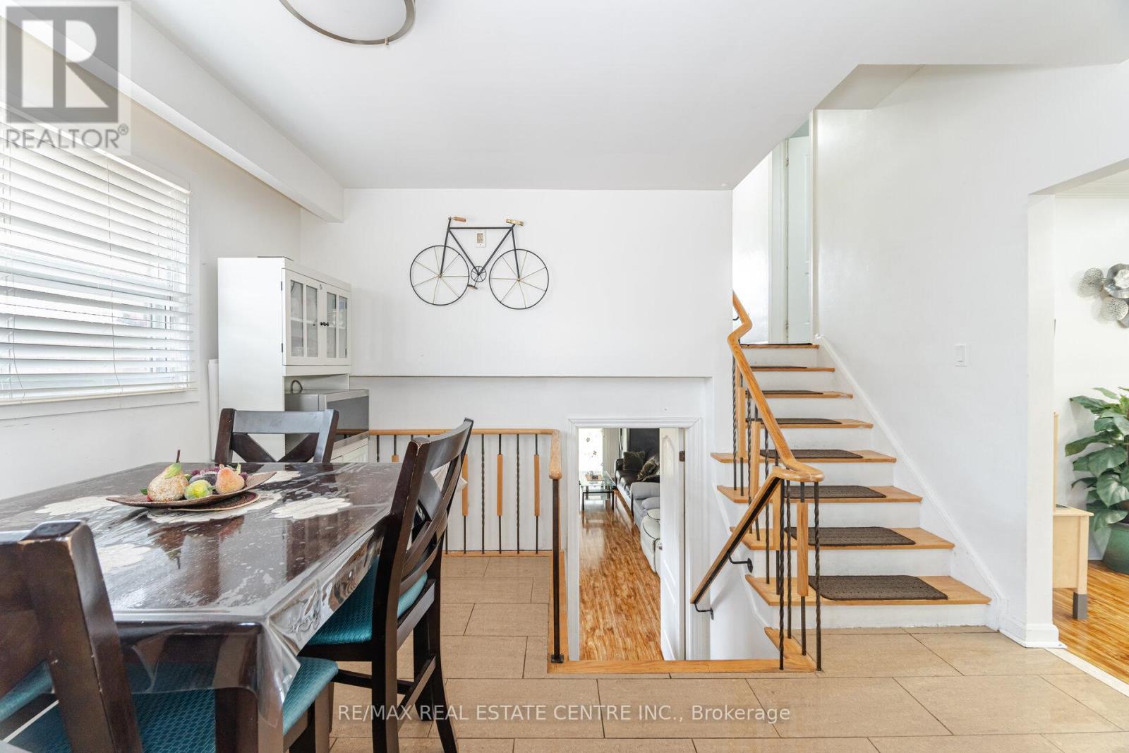 4088 Woodington Drive, Mississauga, Ontario  L4Z 1K3 - Photo 17 - W12195576