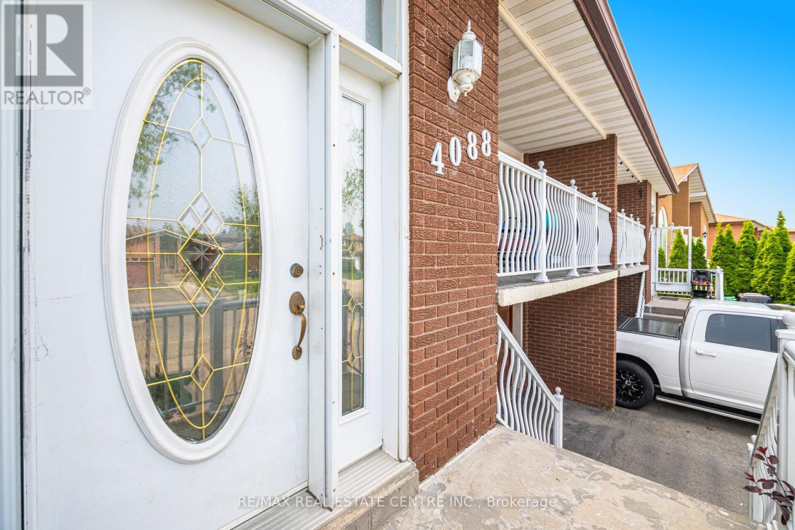 Property at 4088 WOODINGTON DRIVE image 4