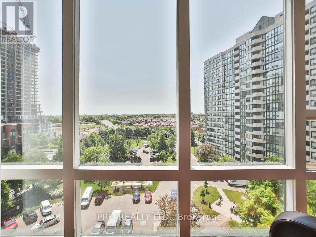 910 - 330 Rathburn Road W, Mississauga, Ontario  L5B 3Y1 - Photo 14 - W12195602