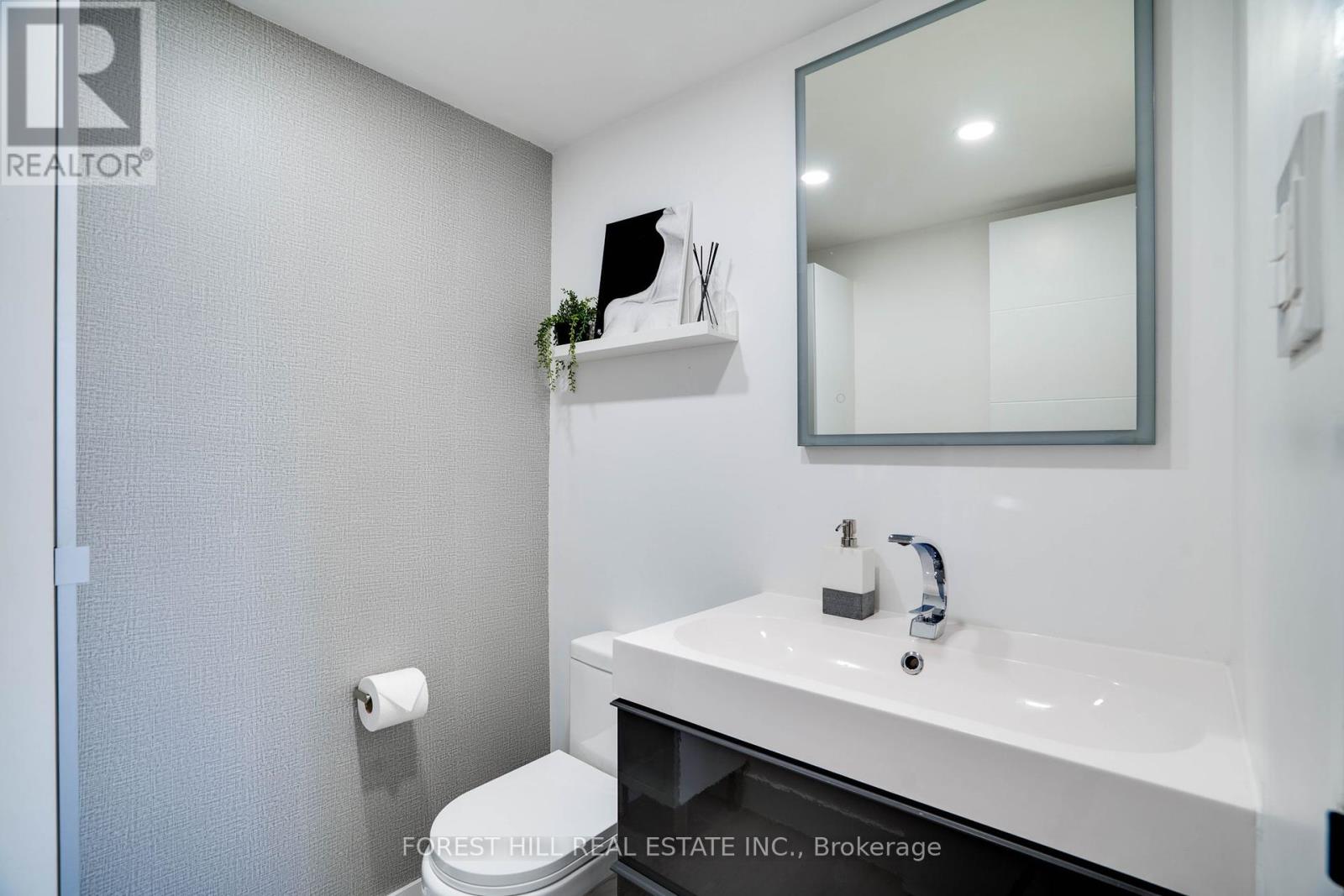 1811 - 236 Albion Road, Toronto, Ontario  M9W 6A6 - Photo 20 - W12195629