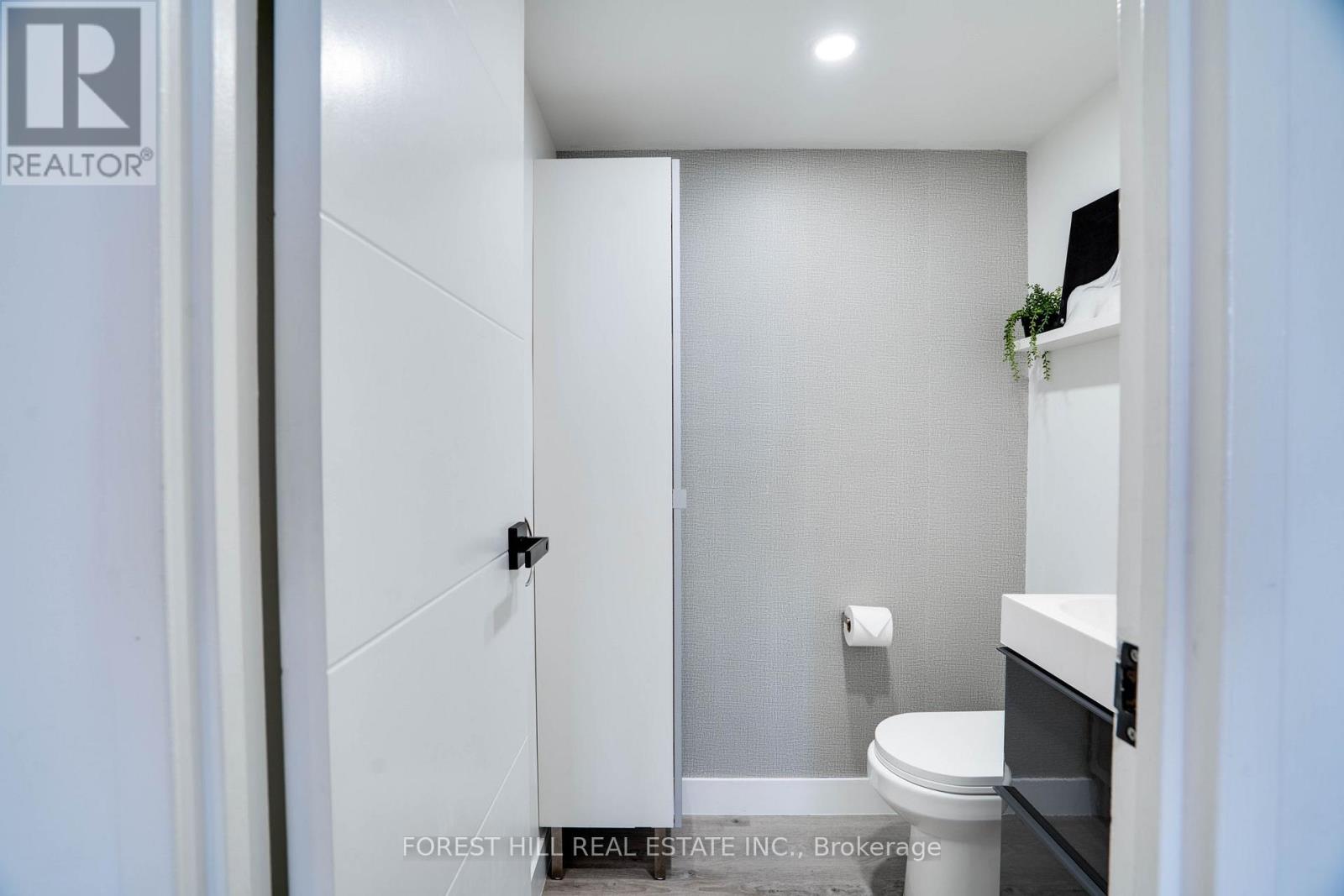 1811 - 236 Albion Road, Toronto, Ontario  M9W 6A6 - Photo 21 - W12195629