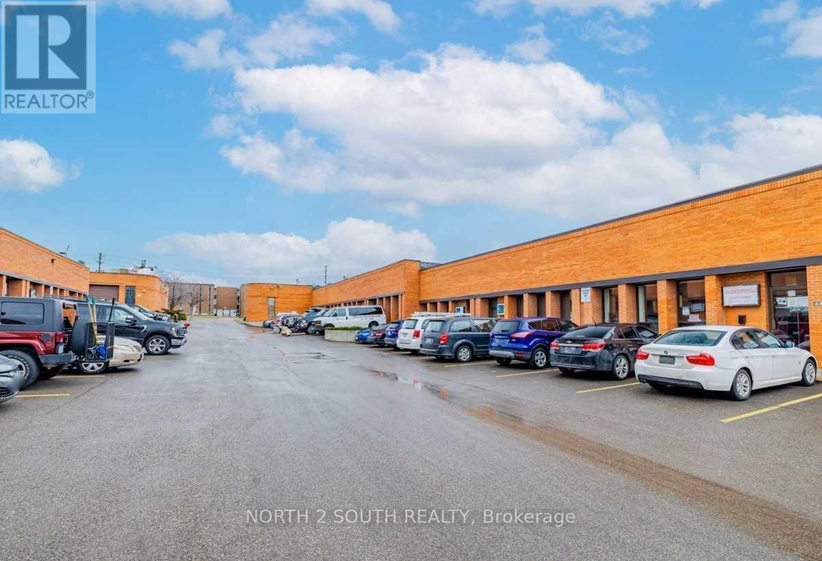 28 - 750 OAKDALE ROAD, Toronto, Ontario