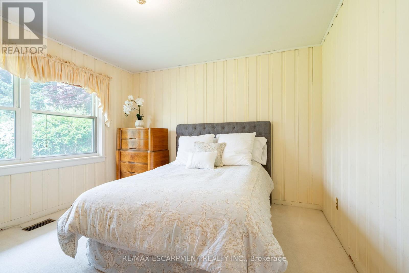426 North Shore Boulevard W, Burlington, Ontario  L7T 1A8 - Photo 14 - W12195677