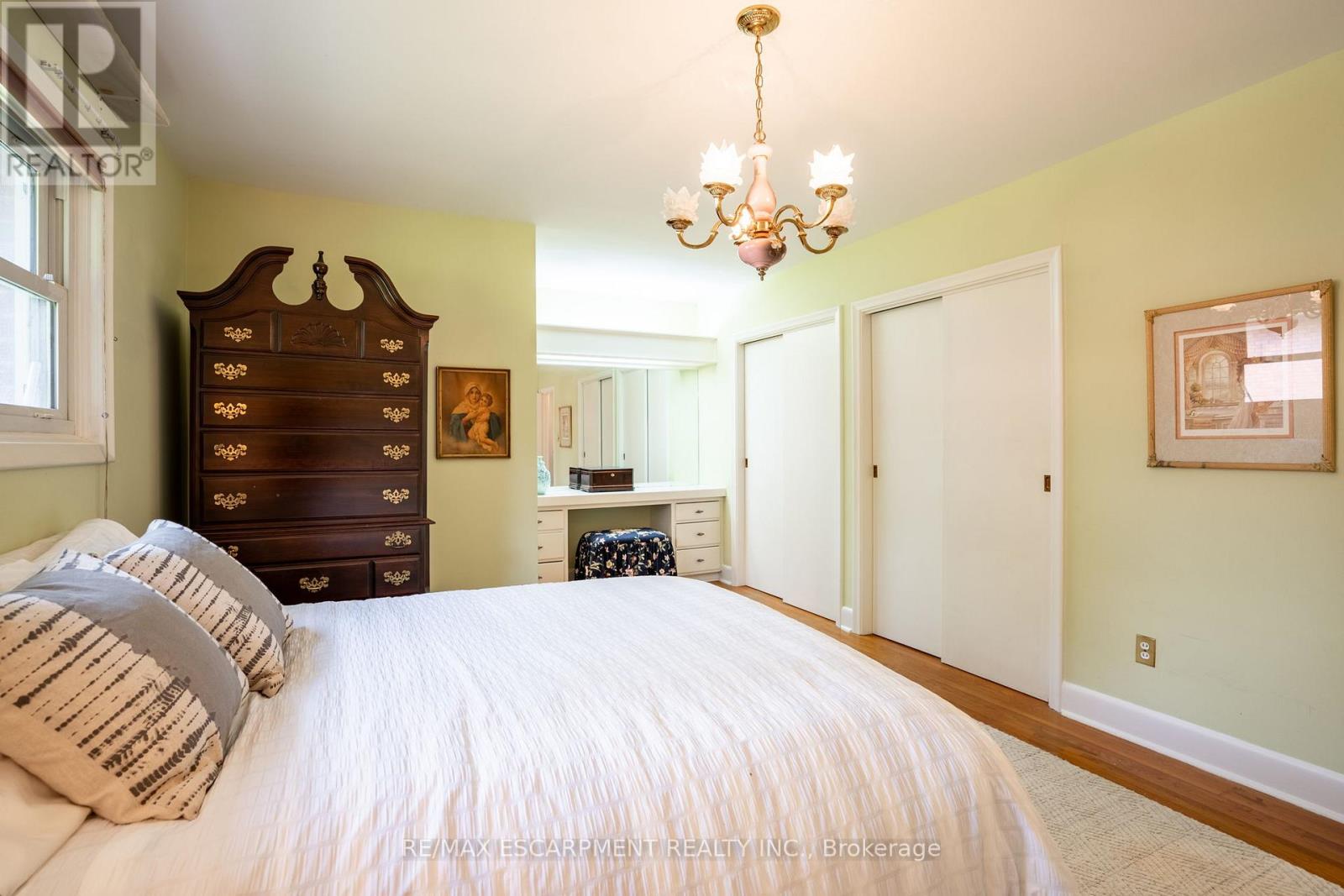 426 North Shore Boulevard W, Burlington, Ontario  L7T 1A8 - Photo 16 - W12195677