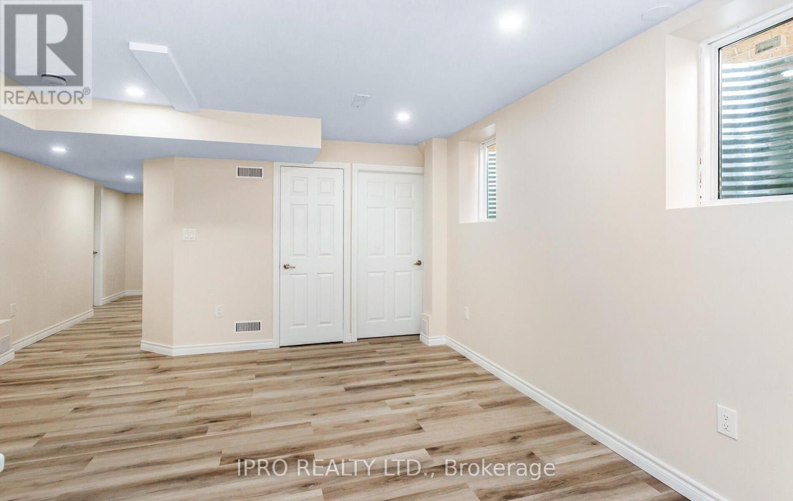 Basement - 261 Gleave Terrace, Milton, Ontario  L9T 8N9 - Photo 10 - W12195723