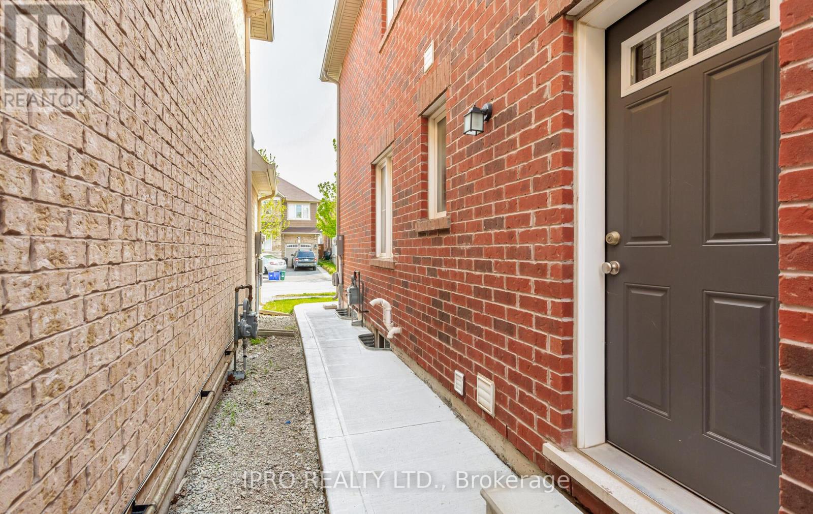 Basement - 261 Gleave Terrace, Milton, Ontario  L9T 8N9 - Photo 23 - W12195723