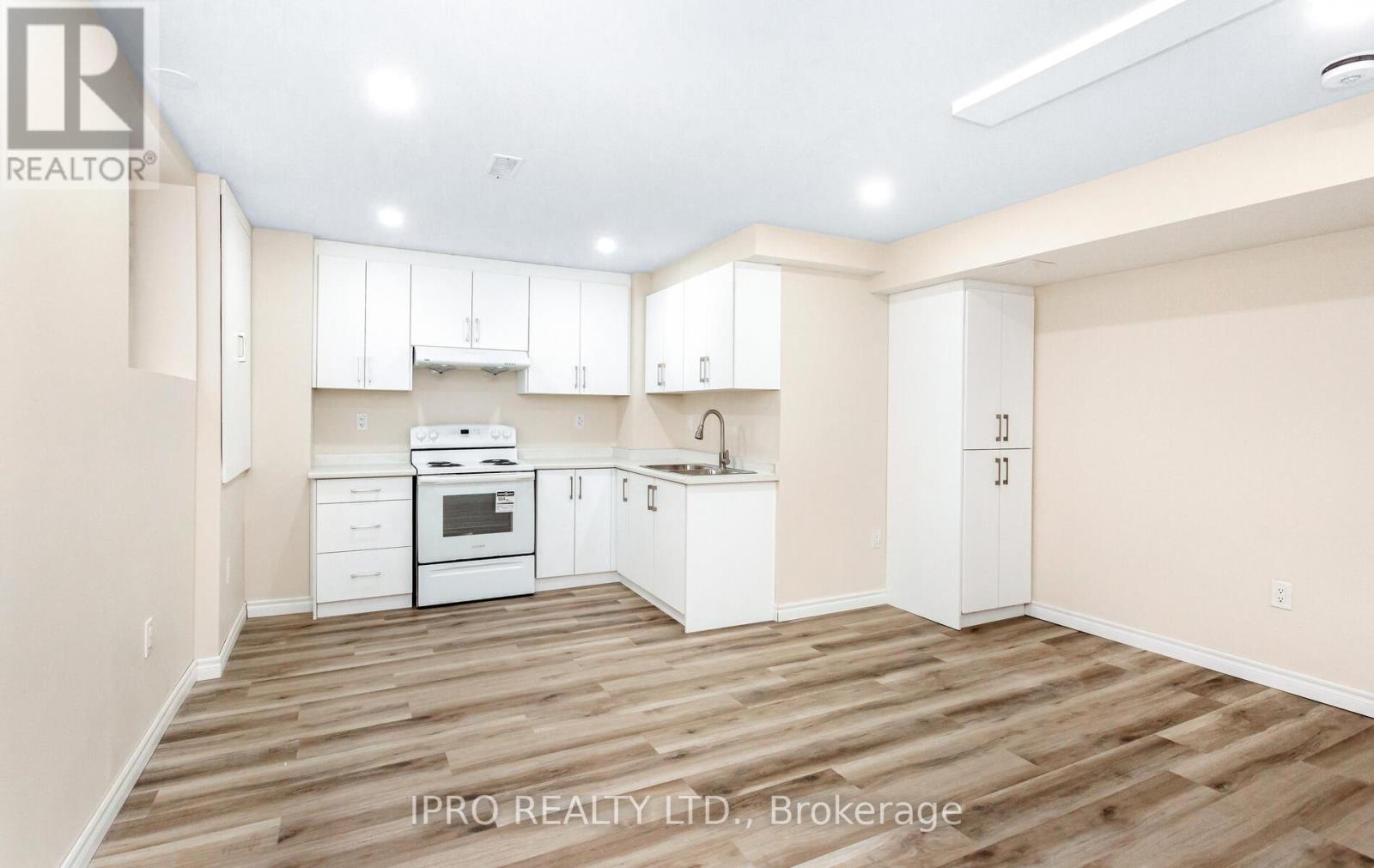 Basement - 261 Gleave Terrace, Milton, Ontario  L9T 8N9 - Photo 7 - W12195723