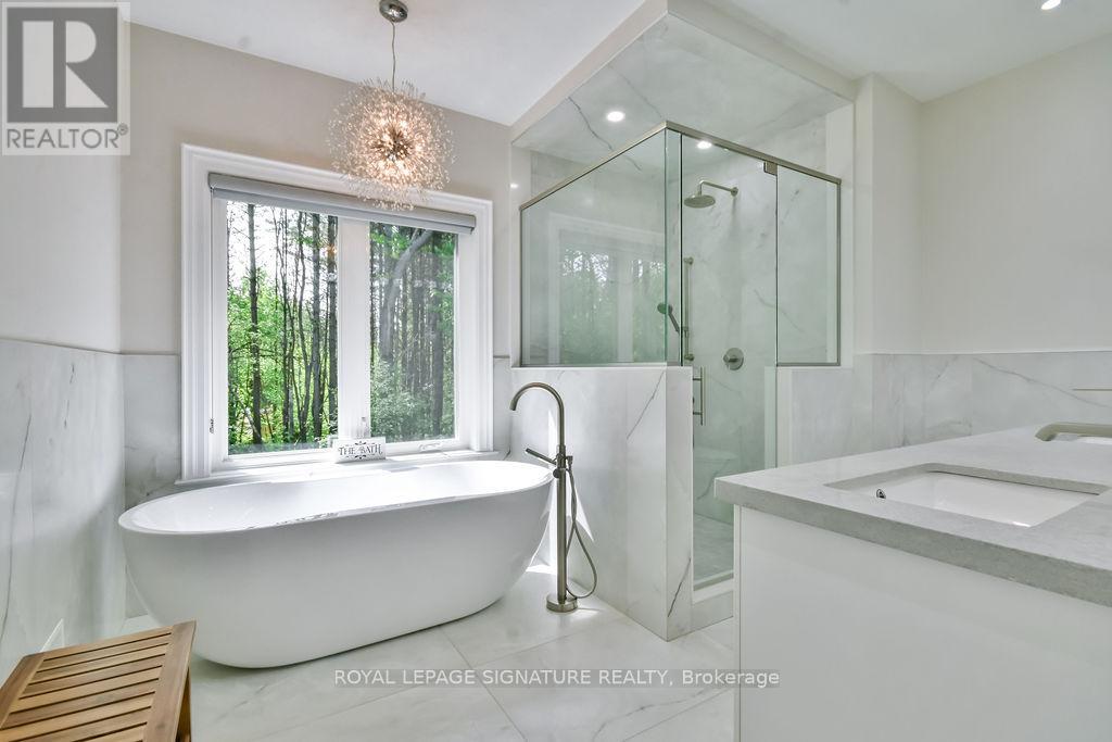 5142 Severn Pines Crescent, Severn, Ontario  L0K 2B0 - Photo 11 - S12195504