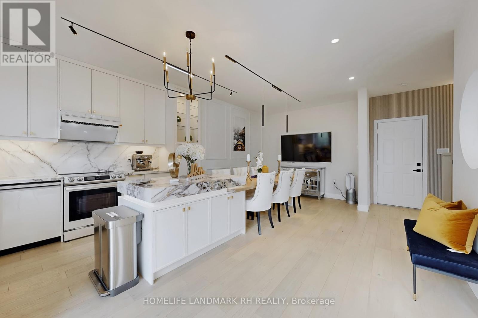 1 Mac Frost Way, Toronto, Ontario  M1X 2A7 - Photo 14 - E12195595