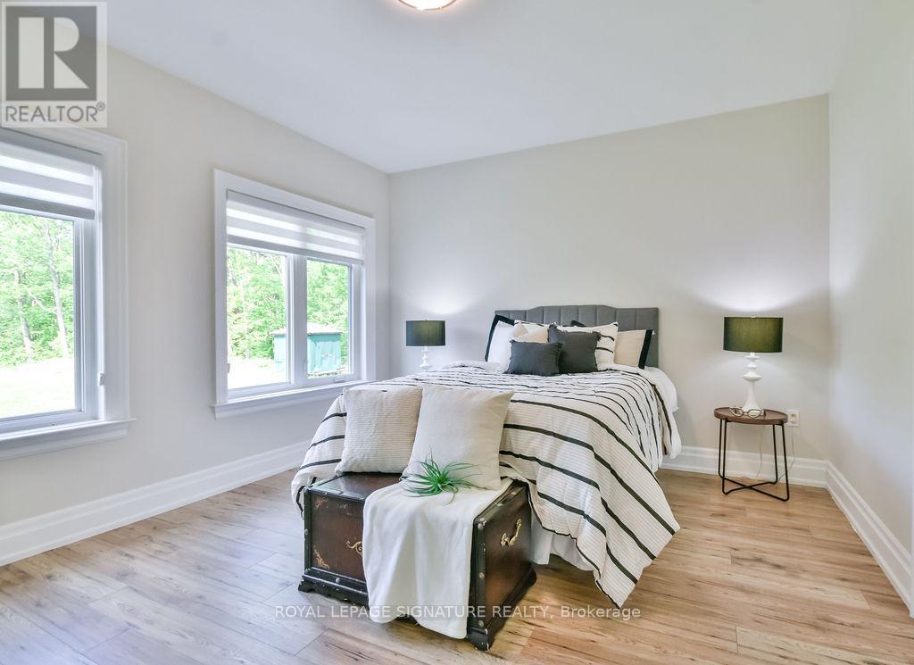 5142 Severn Pines Crescent, Severn, Ontario  L0K 2B0 - Photo 17 - S12195504